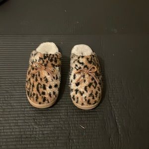 Barely used, leopard print, kids slippers